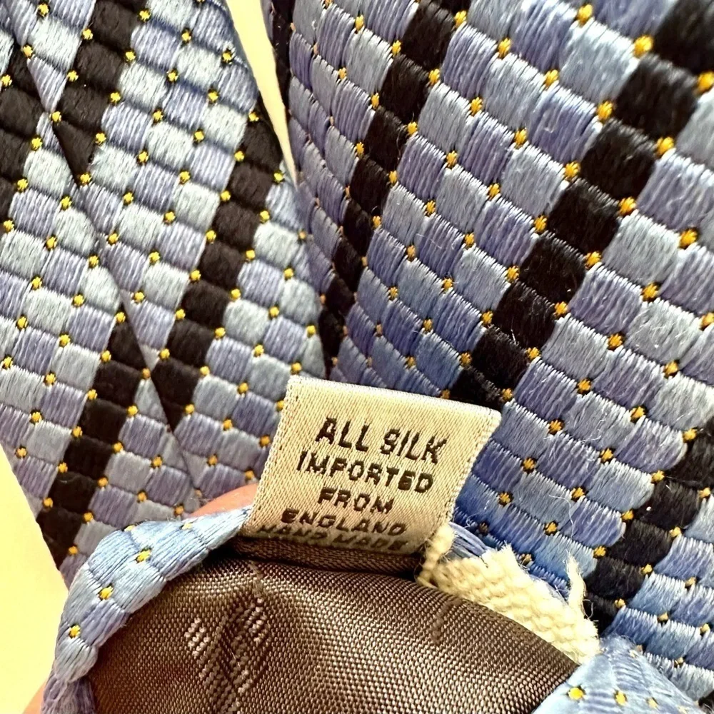 XMI Platinum Men’s Tie 2 Shades of Blue O/S